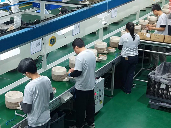 從高校畢業(yè)生到電商公司CEO:大學生創(chuàng)業(yè)者在拼多多帶動大批就業(yè)